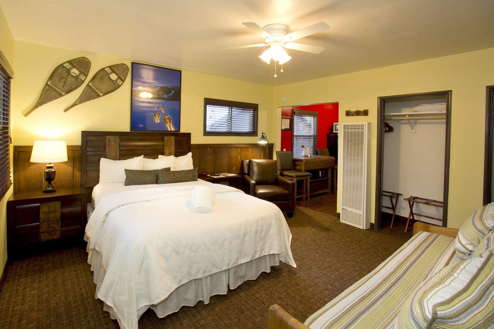 Haus Motel 3*